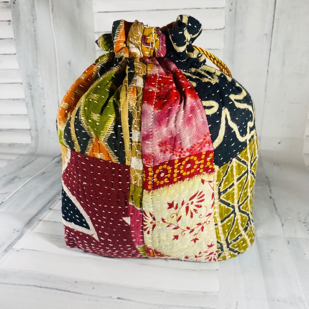 HANDMADE NEW QUILTED KANTHA EMBROIDERY DRAWSTRING